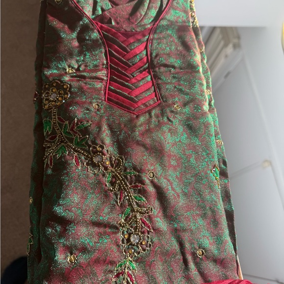 Rich Maroon Silk Salwar Suit with Heavy Embroidery – Size S - Picture 3 of 11